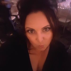 Meet your Posher, Daniela